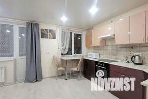 1-к квартира, посуточно, 38м2, 23/24 этаж