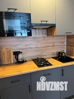 1-к квартира, посуточно, 40м2, 1/2 этаж