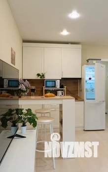 Студия квартира, посуточно, 27м2, 1/9 этаж