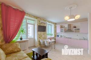 1-к квартира, посуточно, 40м2, 1/1 этаж