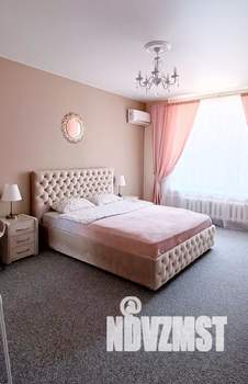 1-к квартира, посуточно, 42м2, 10/11 этаж