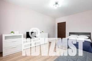 2-к квартира, посуточно, 47м2, 6/18 этаж