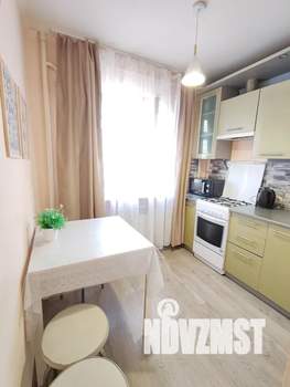 2-к квартира, посуточно, 46м2, 4/5 этаж