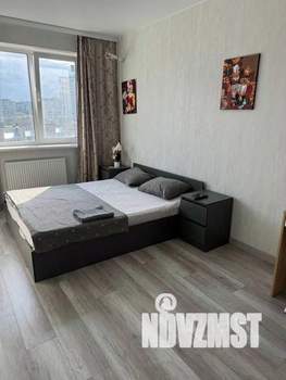 1-к квартира, посуточно, 50м2, 1/1 этаж