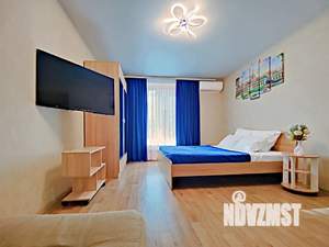 1-к квартира, посуточно, 37м2, 3/3 этаж