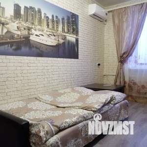 1-к квартира, посуточно, 32м2, 1/1 этаж