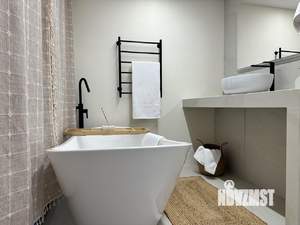 1-к квартира, посуточно, 42м2, 1/1 этаж