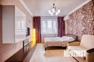 1-к квартира, посуточно, 47м2, 1/1 этаж