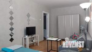 1-к квартира, посуточно, 35м2, 3/5 этаж