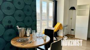 Студия квартира, посуточно, 37м2, 6/6 этаж