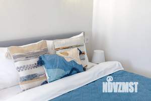 1-к квартира, посуточно, 37м2, 9/25 этаж