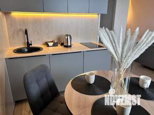 Студия квартира, посуточно, 35м2, 12/25 этаж