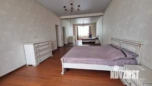 3-к квартира, на длительный срок, 140м2, 9/17 этаж