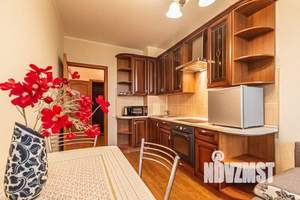 1-к квартира, посуточно, 50м2, 1/1 этаж