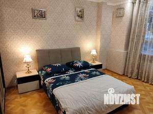 1-к квартира, посуточно, 105м2, 1/1 этаж