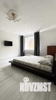 1-к квартира, посуточно, 55м2, 2/10 этаж