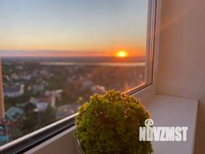 Студия квартира, посуточно, 40м2, 10/19 этаж