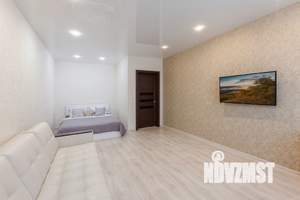 1-к квартира, посуточно, 62м2, 1/1 этаж
