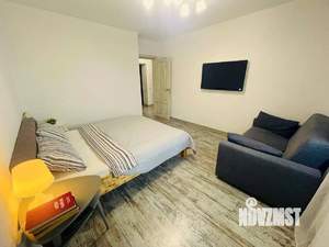 1-к квартира, посуточно, 43м2, 1/1 этаж