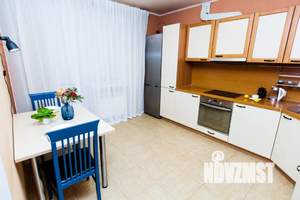 1-к квартира, посуточно, 50м2, 7/12 этаж