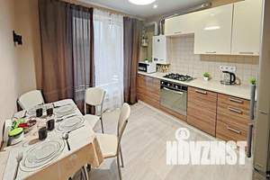 2-к квартира, посуточно, 50м2, 3/3 этаж