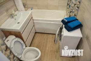 1-к квартира, посуточно, 37м2, 6/18 этаж