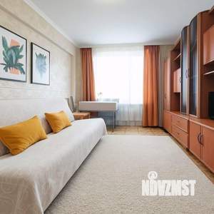 1-к квартира, посуточно, 36м2, 1/1 этаж