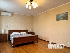 3-к квартира, посуточно, 100м2, 1/1 этаж