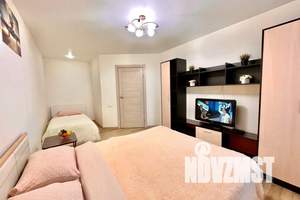 1-к квартира, посуточно, 47м2, 7/25 этаж