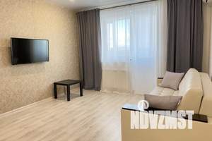 1-к квартира, посуточно, 62м2, 11/24 этаж