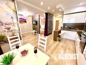Студия квартира, посуточно, 54м2, 13/25 этаж