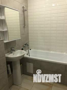 Студия квартира, посуточно, 40м2, 9/17 этаж