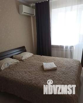 Студия квартира, посуточно, 65м2, 14/18 этаж