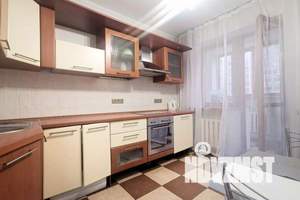 1-к квартира, посуточно, 43м2, 5/12 этаж