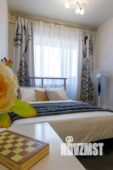 1-к квартира, посуточно, 35м2, 18/18 этаж