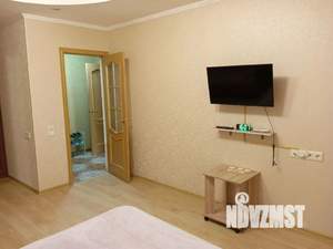 1-к квартира, посуточно, 37м2, 1/1 этаж