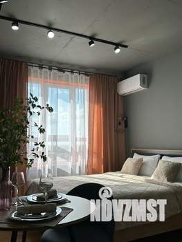 Студия квартира, посуточно, 18м2, 23/24 этаж