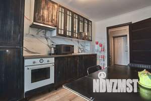 1-к квартира, посуточно, 42м2, 8/10 этаж