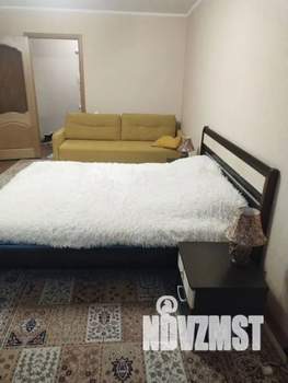 1-к квартира, посуточно, 42м2, 8/10 этаж