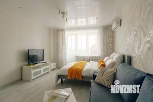 1-к квартира, посуточно, 42м2, 6/9 этаж