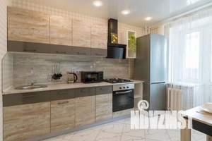 1-к квартира, посуточно, 42м2, 6/9 этаж