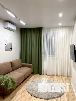 Студия квартира, посуточно, 33м2, 1/9 этаж