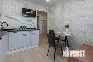 1-к квартира, посуточно, 42м2, 1/1 этаж