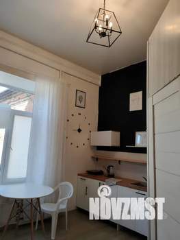 Студия квартира, посуточно, 18м2, 2/2 этаж