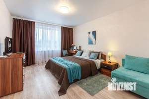 1-к квартира, посуточно, 38м2, 4/10 этаж