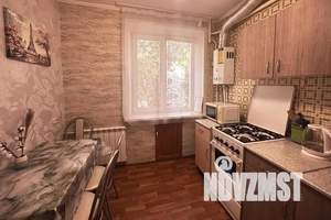 2-к квартира, посуточно, 50м2, 2/4 этаж