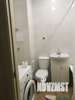 Студия квартира, посуточно, 30м2, 10/18 этаж