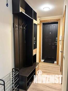 Студия квартира, посуточно, 32м2, 1/5 этаж