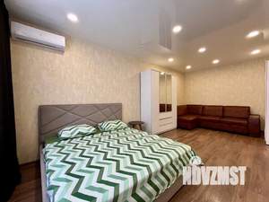 1-к квартира, посуточно, 45м2, 7/18 этаж