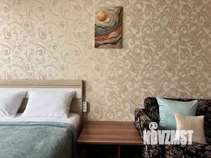 1-к квартира, посуточно, 42м2, 6/15 этаж